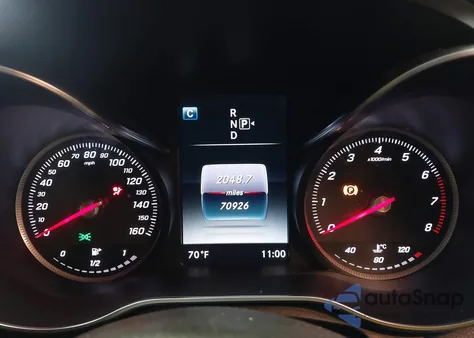 2015 Mercedes-Benz C 300 Luxury/Sport из США, поврежденный, VIN 55SWF4JB2FU046325